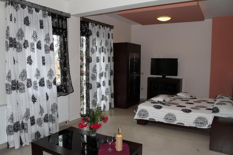Paralía Viktoria Hotel מראה חיצוני תמונה