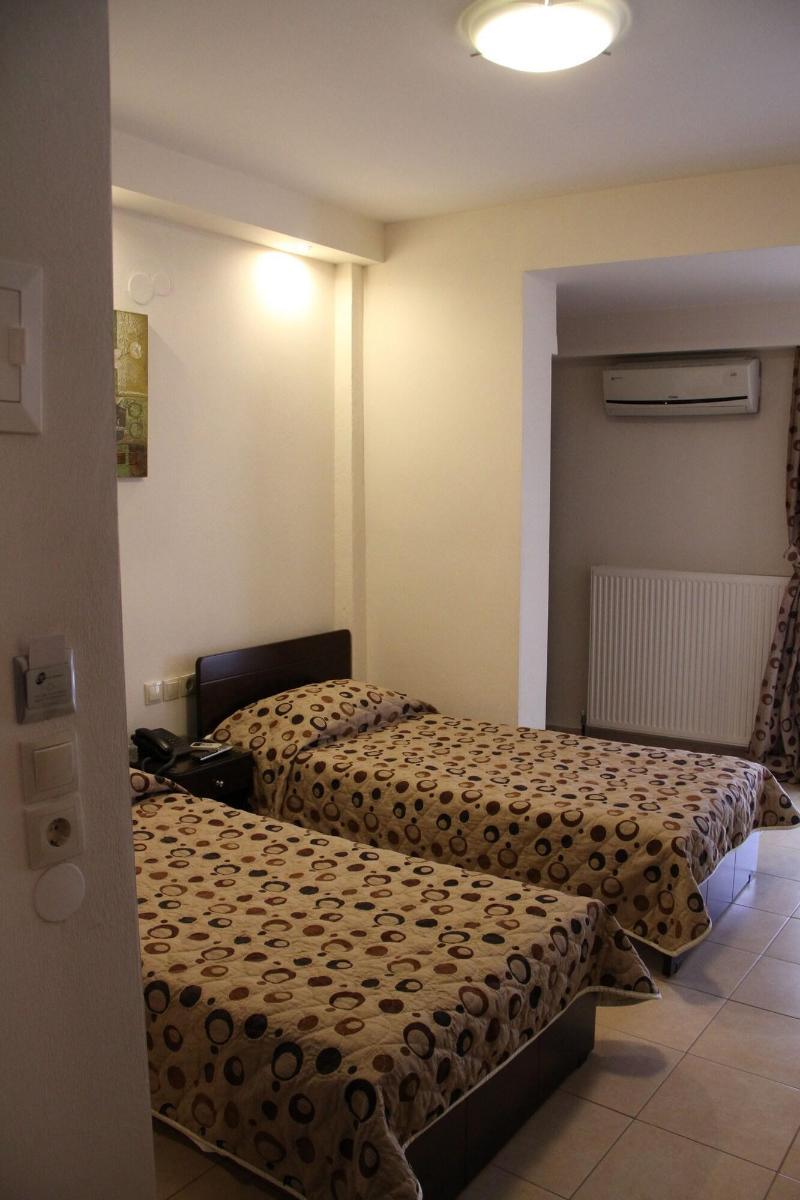 Paralía Viktoria Hotel מראה חיצוני תמונה