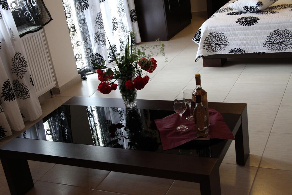 Paralía Viktoria Hotel חדר תמונה