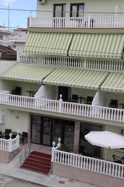Paralía Viktoria Hotel מראה חיצוני תמונה